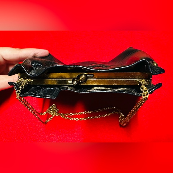 FS Original Black Clamshell Shoulder Purse - Picture 5 of 9